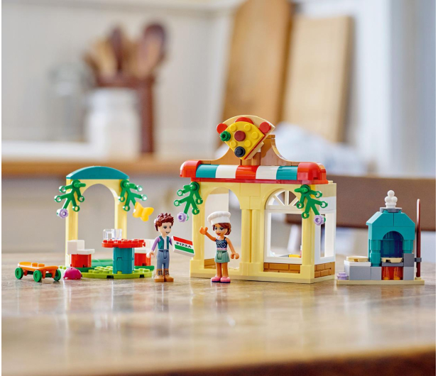 LEGO Friends 41705 Pizzeria w Heartlake - 1040635 - zdjęcie 6